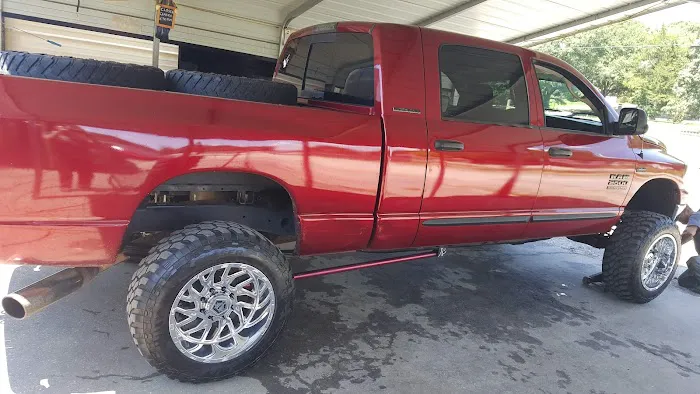 Hernandez New & Used Tires / Llantas Nuevas Y Usadas 6