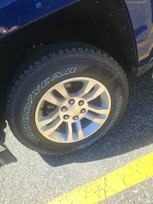 Sam's Club Tire & Battery 9