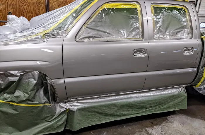 Collision Automotive Refinishing Service 4