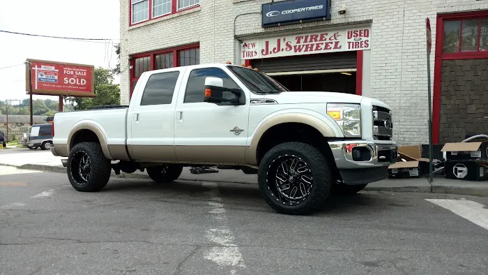 JJ’s Tire & Wheel 1