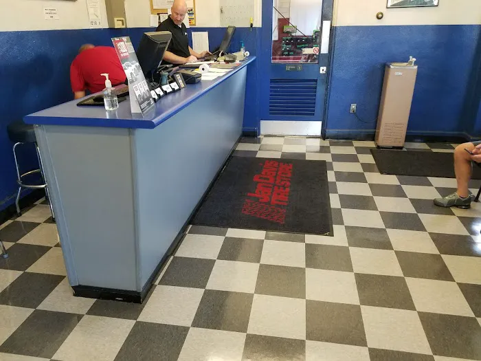 Jan Davis Tire Store 3