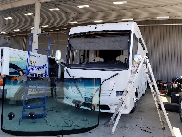 Quality Auto Glass 5
