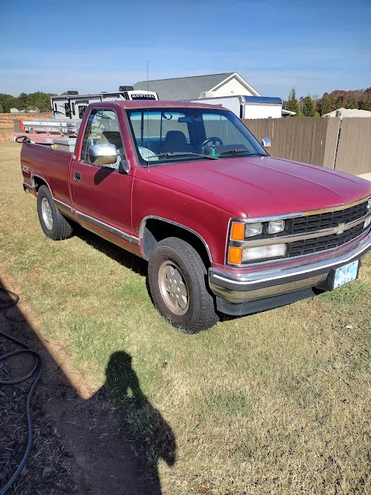Leonard Truck Outfitters 0
