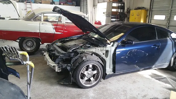 Highway 9 Body Shop 0