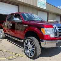 Rojo's Body Shop