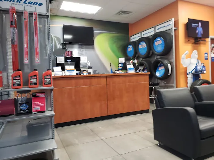 Quick Lane at Ford of Spartanburg 2