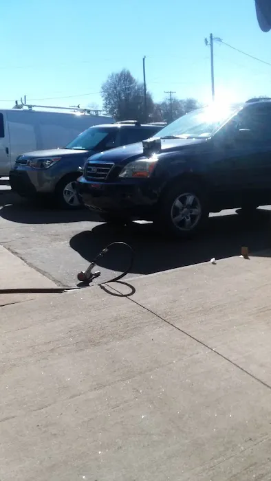 Rick's Tire & Alignment 4