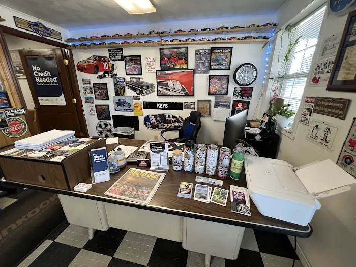 Rick's Tire & Alignment 6