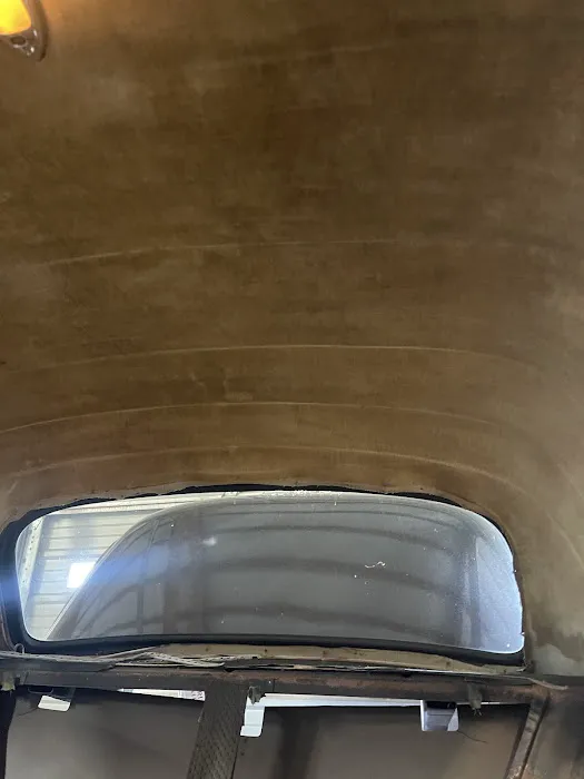 Interior Motives 4