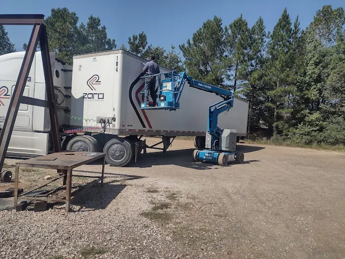 R & I Truck Repair LLC 3
