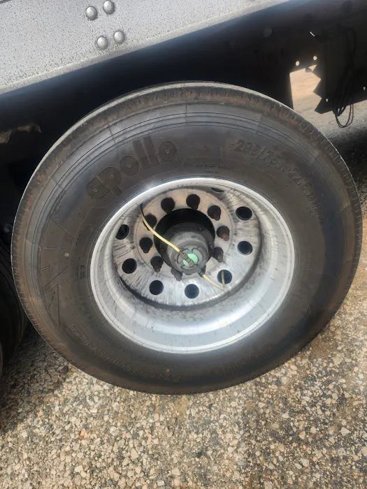 R & I Truck Repair LLC 7