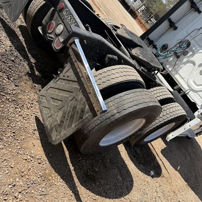 R & I Truck Repair LLC 6
