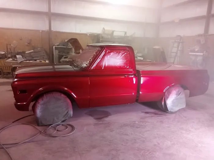 Lizzard Paint & Bodyshop 7