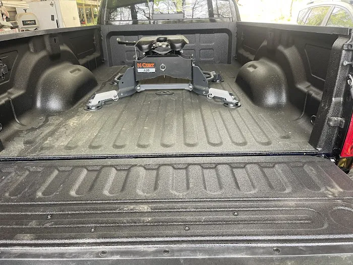 Leonard Truck Outfitters 0