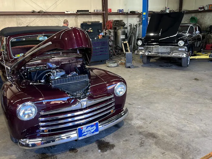 Gibson Automotive 6
