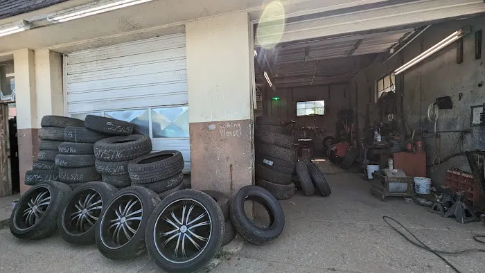 Poindexter Tire 3