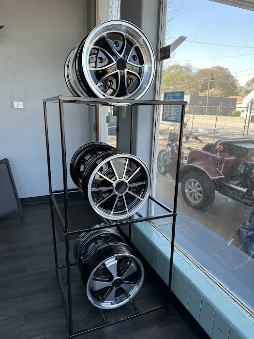 DJ's Motorwerks 6