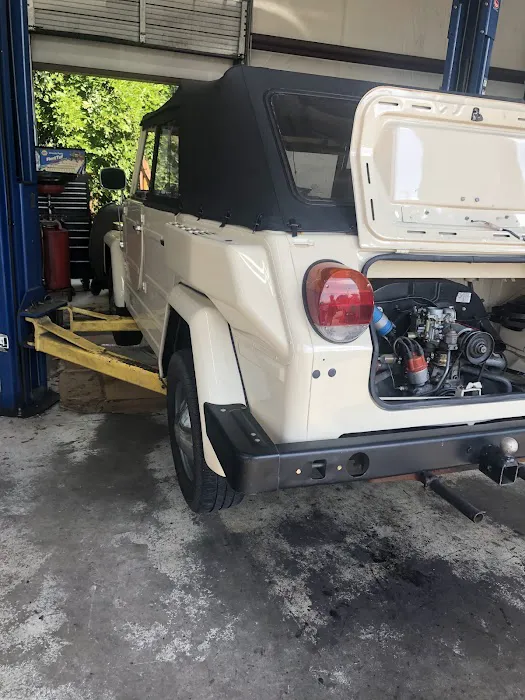 DJ's Motorwerks 9