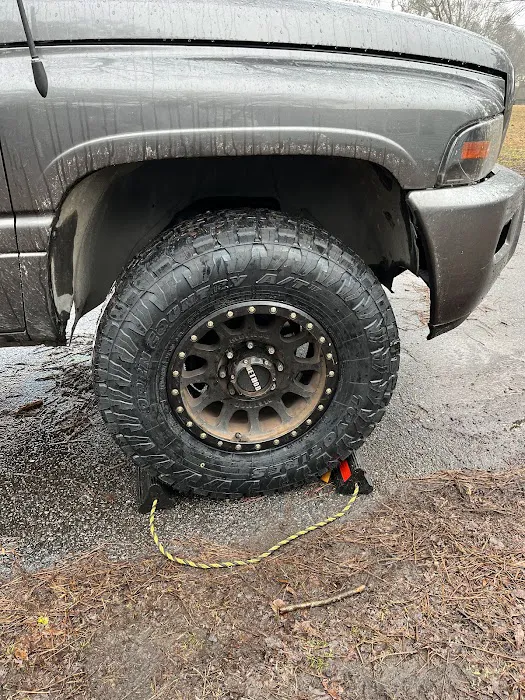 Dave's Mobile Tire Service LLC 5