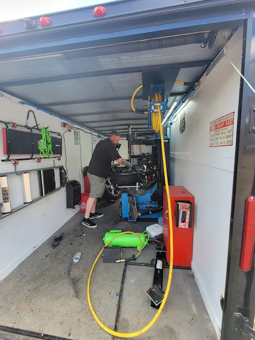 Dave's Mobile Tire Service LLC 4