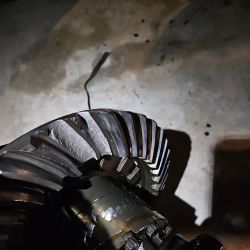 DIRT FLOOR DIESEL ico