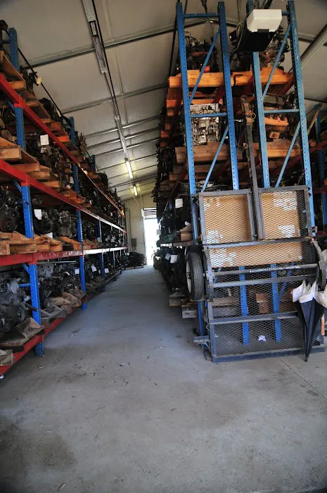 S & M Auto Parts 7