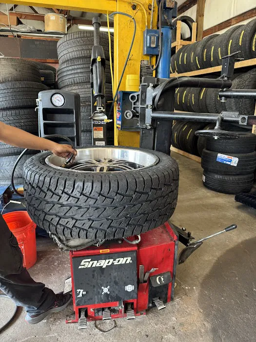 Used Tires and Mechanics B 0