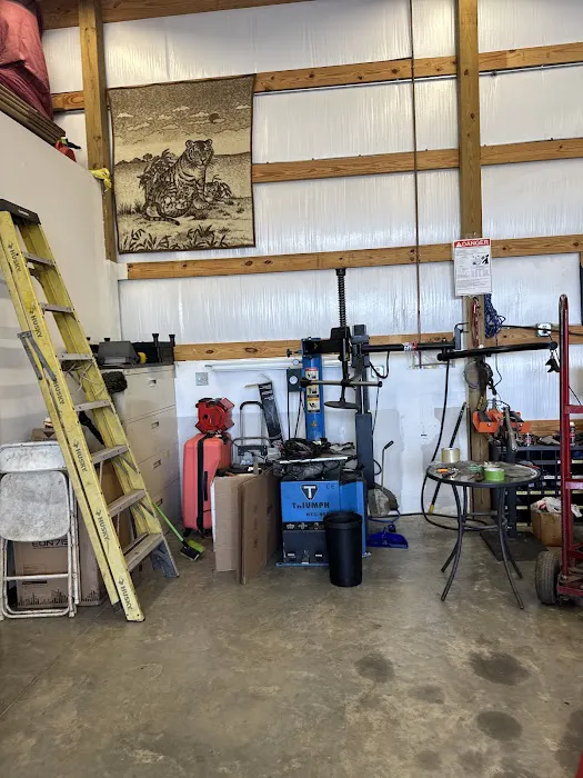 Used Tires and Mechanics B 8