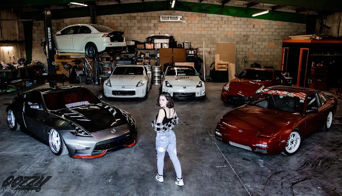 Ultimate Motorsports & Racing 7