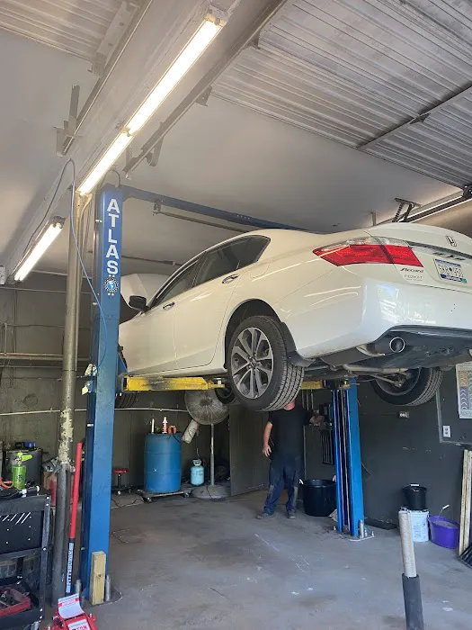 Allen's Tire and Lube 2