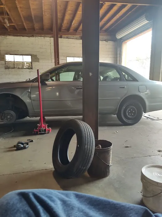 Cobb's Tire Shop 0