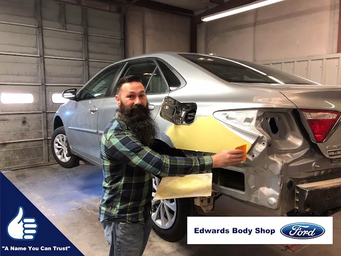 Tigers Ford Body Shop 0