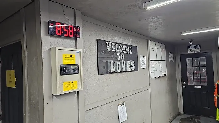 Love's Truck Care 3