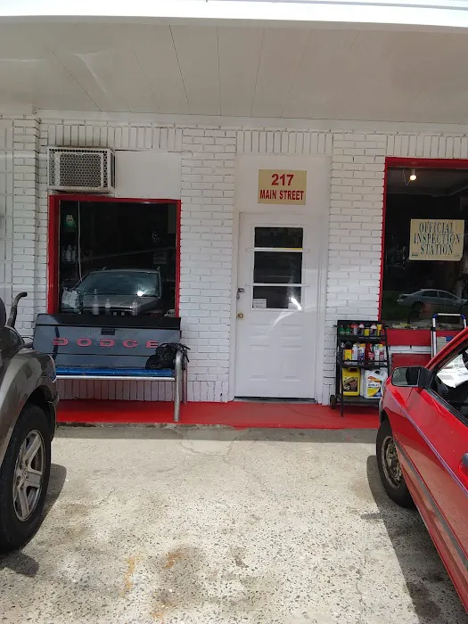 Ponder Auto Supply and Old Iron Garage 9