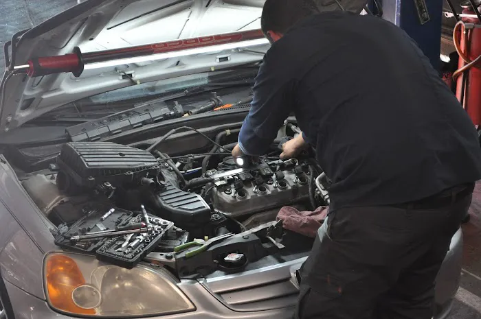 Hillman Family Automotive 5