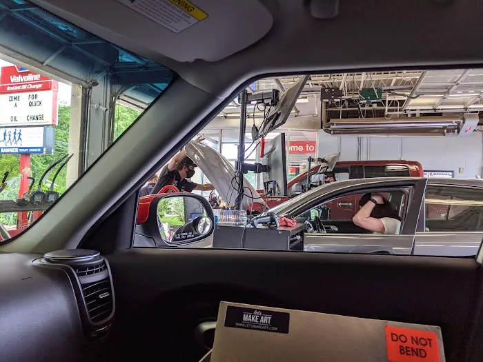 Valvoline Instant Oil Change 3