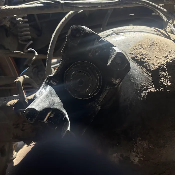 Truck and trailer repair LLC 5