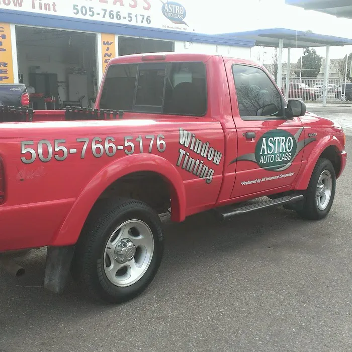 Astro Auto Glass 0