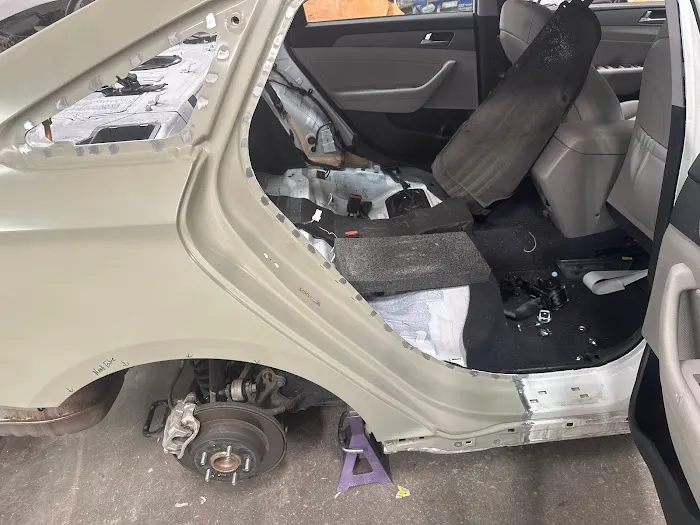 Perez Collision Center 1
