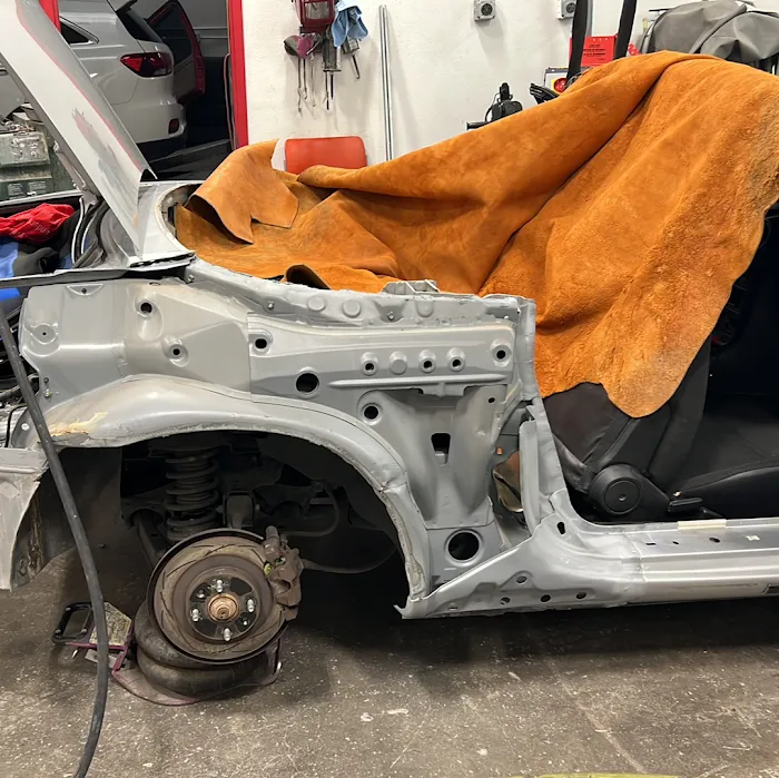 Perez Collision Center 5