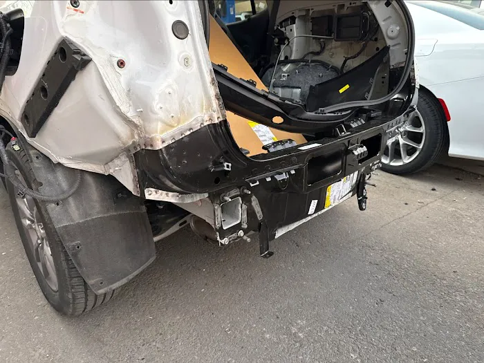 Perez Collision Center 3
