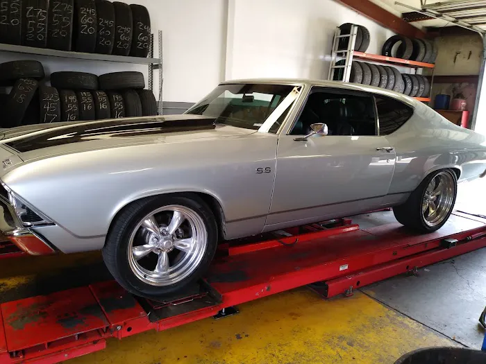 Menaul Tire & Service 9