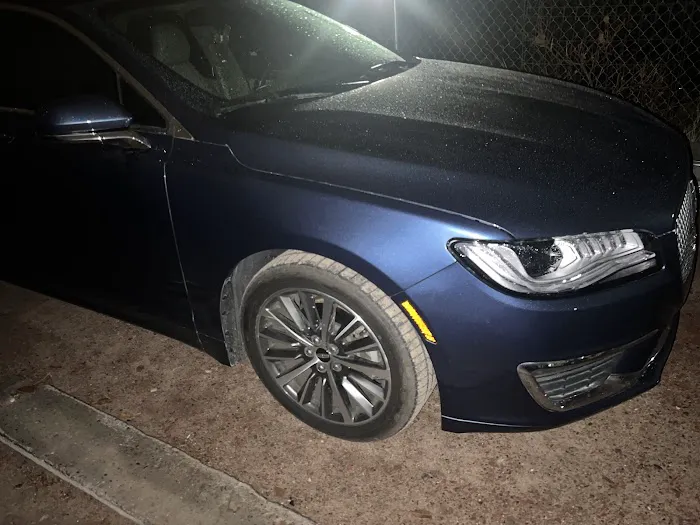 A & R Auto Body 7