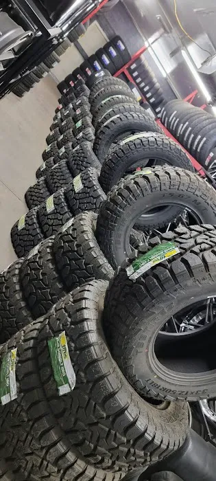 La Camelia Wheels And Tires 6