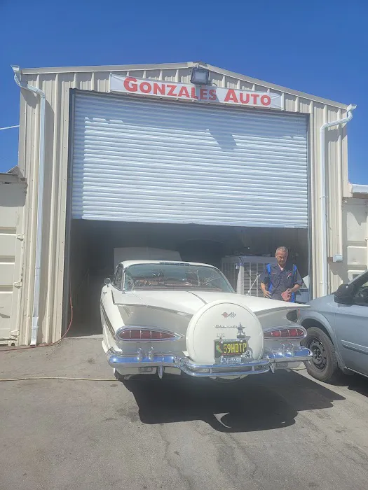 Gonzales Auto 4