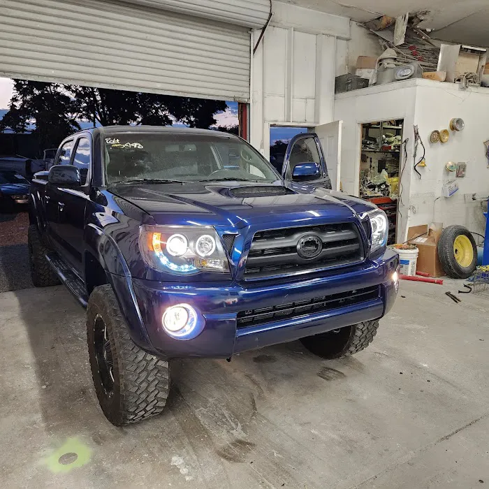 TOP AUTO PAINT & BODY SHOP 2