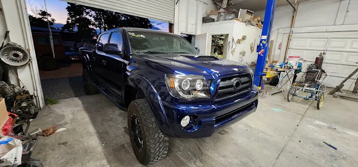 TOP AUTO PAINT & BODY SHOP 5
