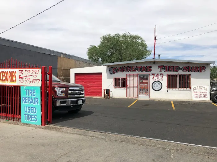 Carretas Tire Shop 6