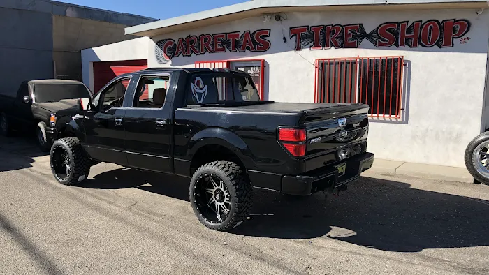 Carretas Tire Shop 7