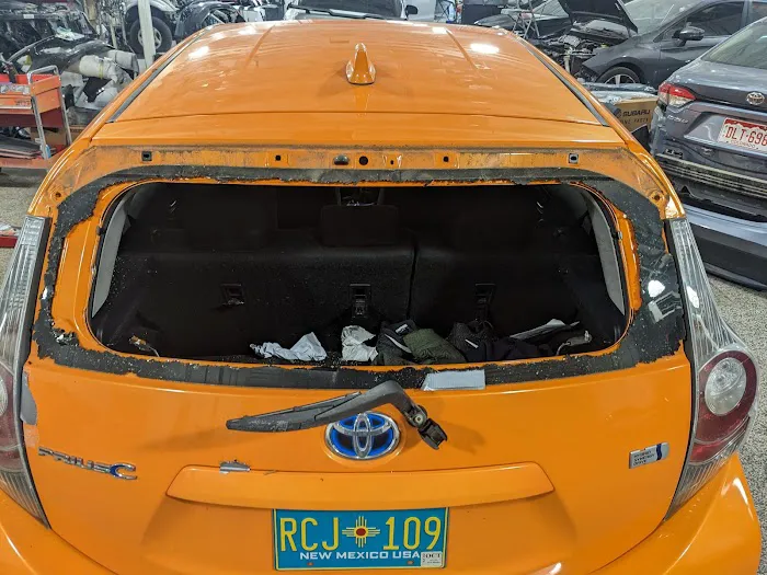 CHAPMAN AUTO GLASS 0